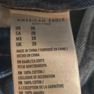 AE shorts size 28